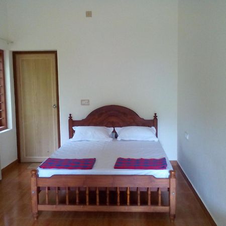 Ivory Coaste Hotel Kannúr Kültér fotó