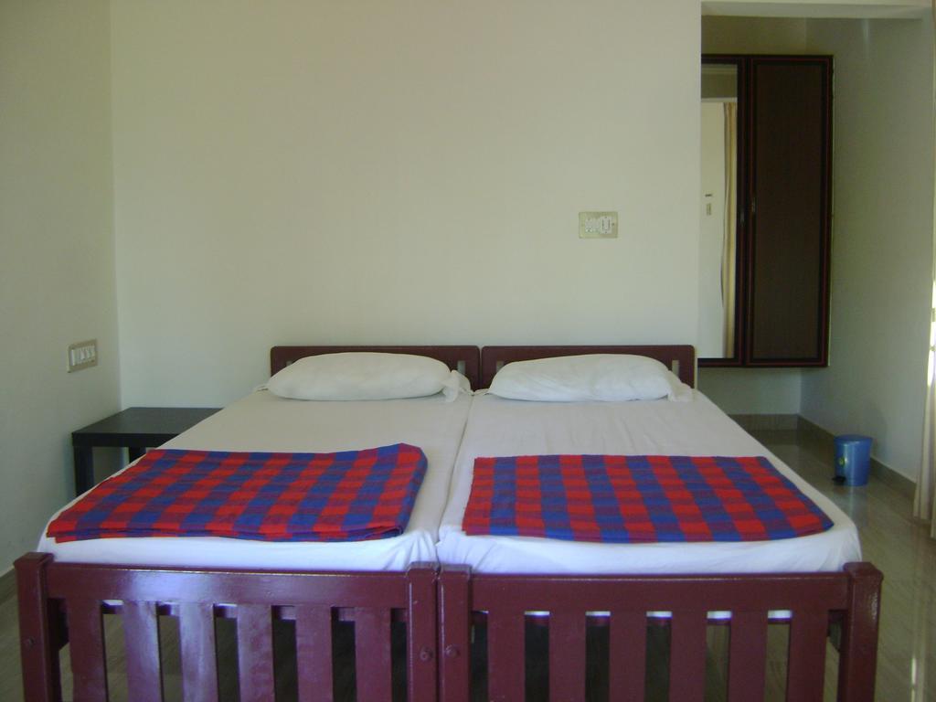 Ivory Coaste Hotel Kannúr Kültér fotó