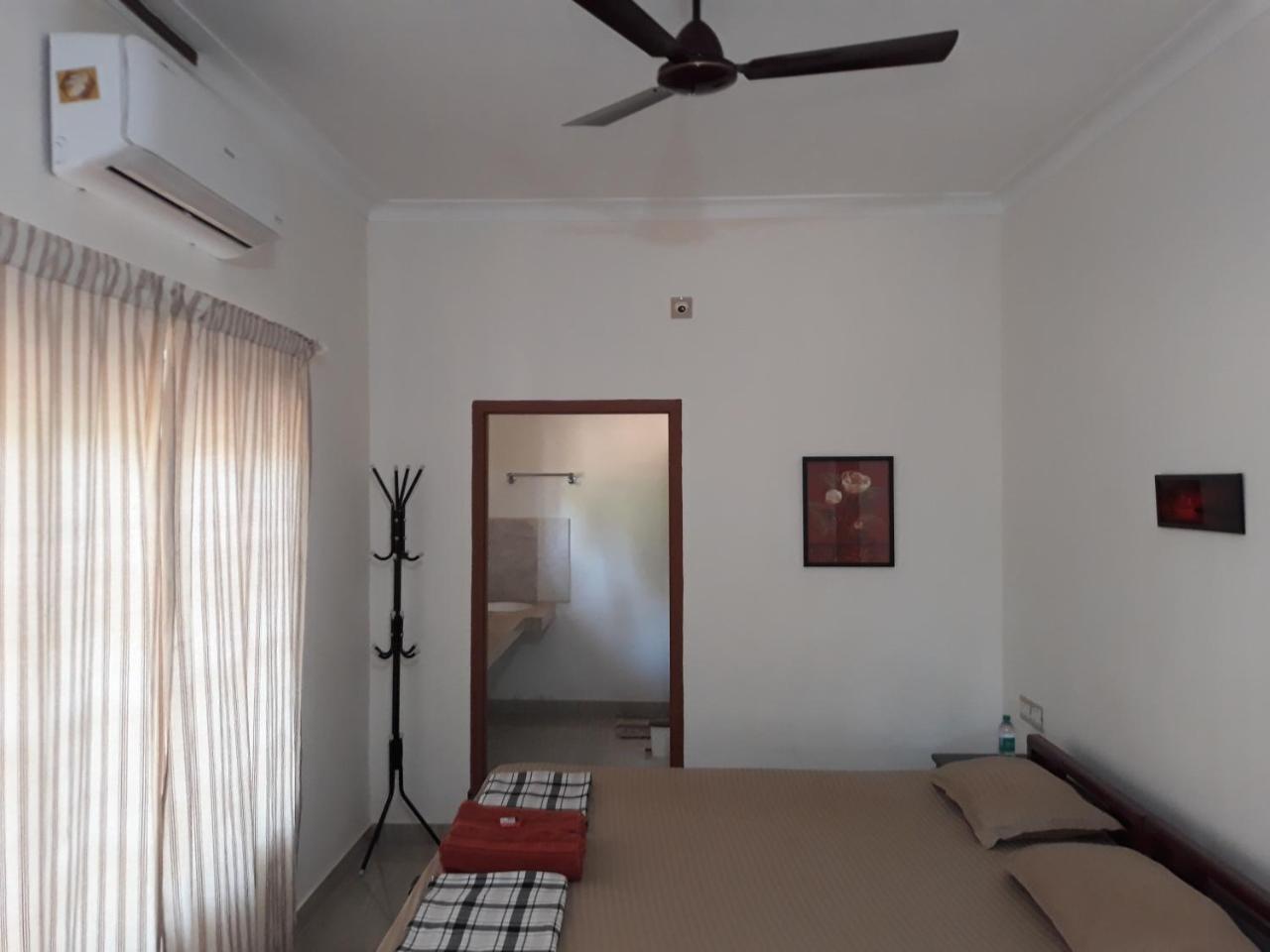 Ivory Coaste Hotel Kannúr Kültér fotó